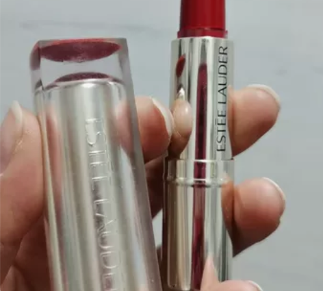 雅诗兰黛口红310 就用过几次颜色太艳了