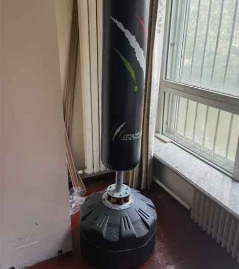 闲置出售 拳击沙袋 感兴趣的话点“我想要”...