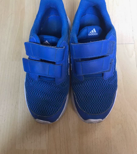 Adidas阿迪童鞋36码魔术贴运动鞋，3...