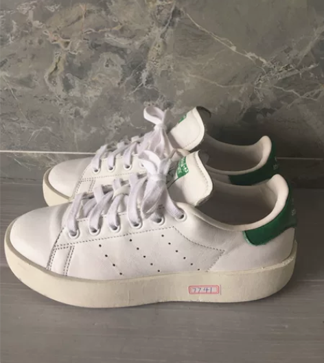 二手正品阿迪轻便透气休闲运动鞋37码  保...