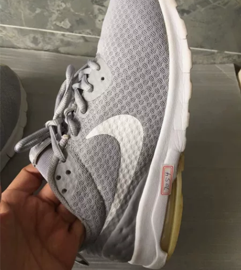 二手 正品 耐克透气运动鞋男鞋40.5码 ...