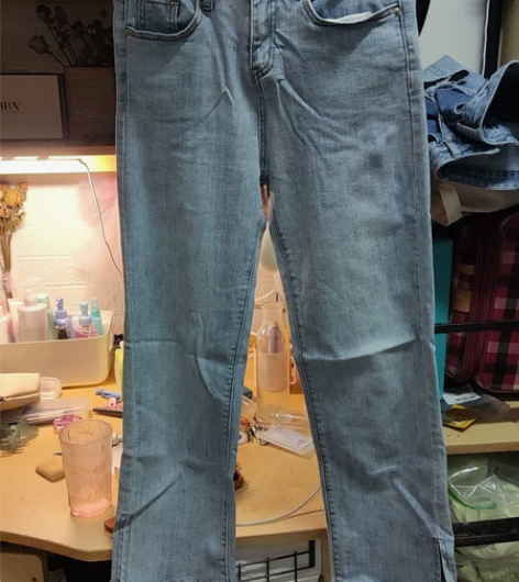 秋季显瘦微喇牛仔裤 弹力很大，能穿到115...