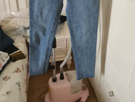 毛边牛仔裤，适合108斤以下穿，全新无吊牌...