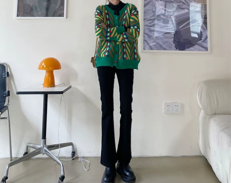 ?九月2022春夏新品高腰修身喇叭牛仔裤女...