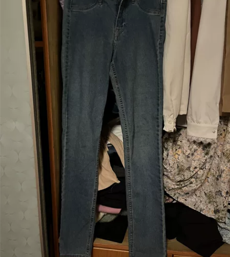 HM牛仔裤26码 感兴趣的话点“我想要”和...