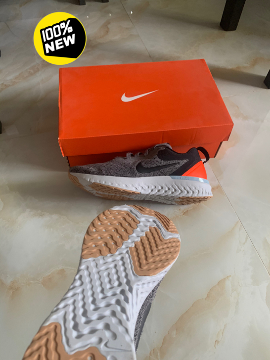 36.5码耐克全新 zoom气垫底 专柜入...