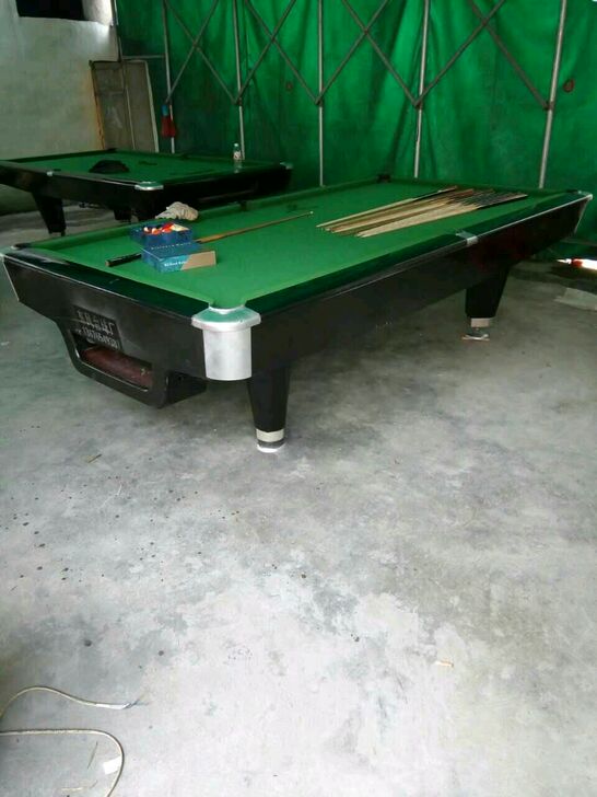 出售一批高档二手台球桌