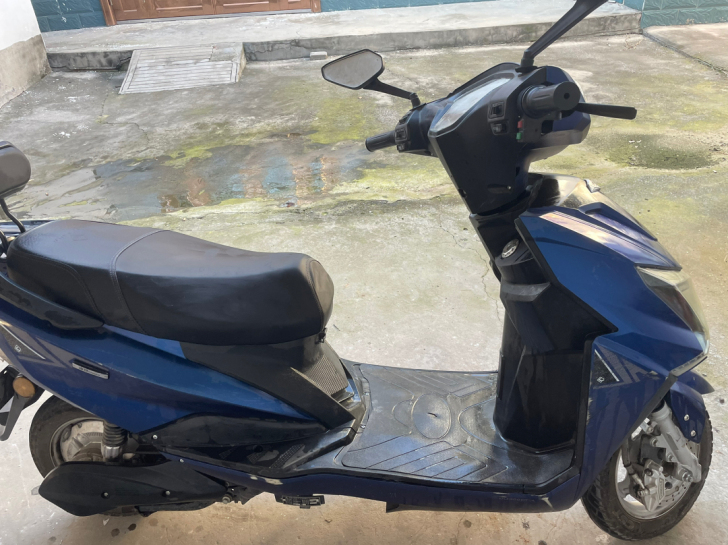 凌锐电动车出售！