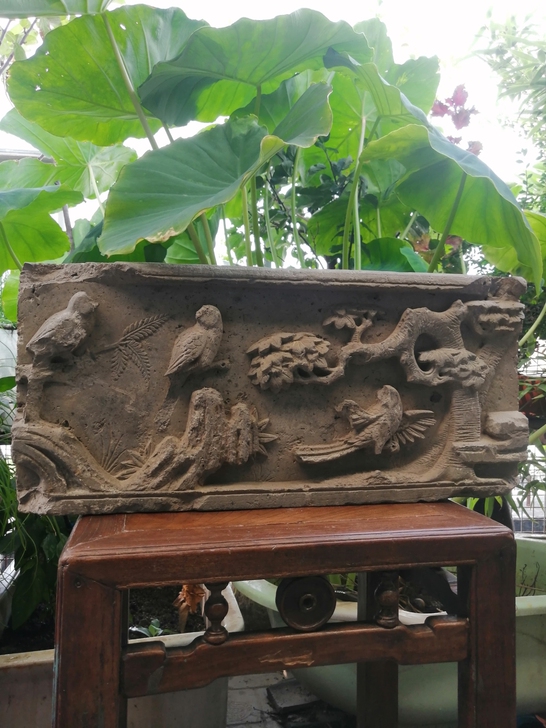 清代苏工门楼砖雕，枝头湖石之上三只翠鸟，古...