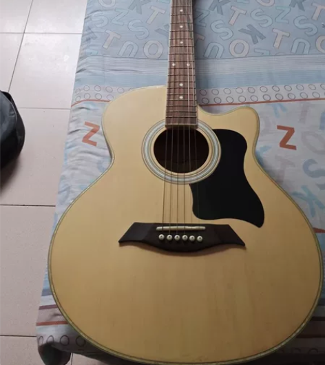 吉他，闲置了便宜出 感兴趣的话点“我想要”...