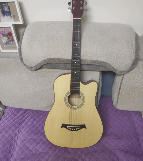 全新的吉他，需要的朋友可以看看，价格优惠转...