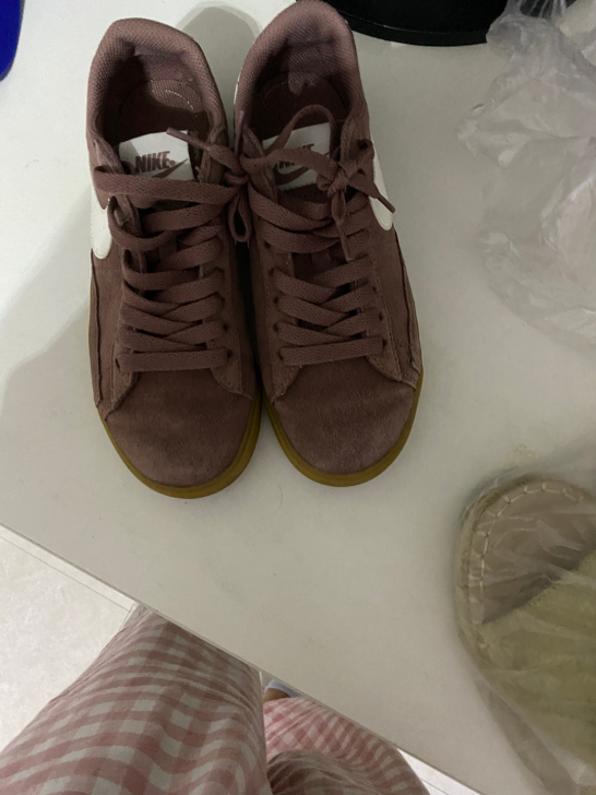 Nike的鞋,适合36的脚,80包邮