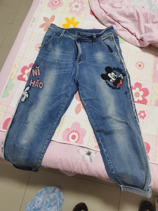 牛仔裤15一条，30两条，能穿到130斤以...