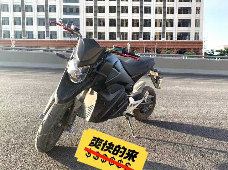 出电摩猴一部，造型独特成色99新，本人一手...
