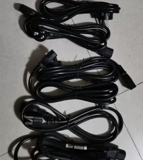 电饭锅电脑品字电源线全新，规格为3*0.7...