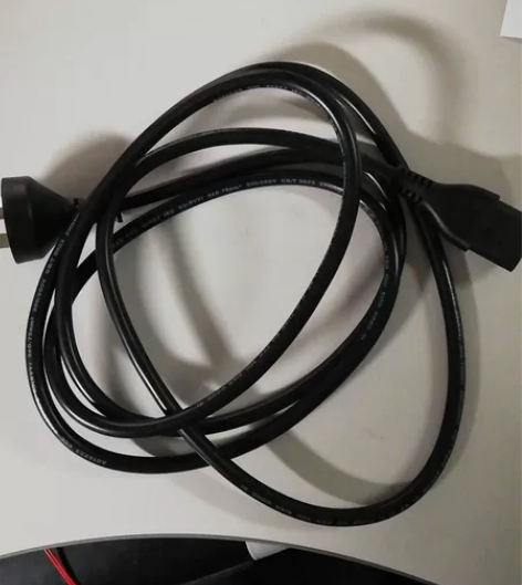 全新电脑主机，显示器电源线 感兴趣的话点“...