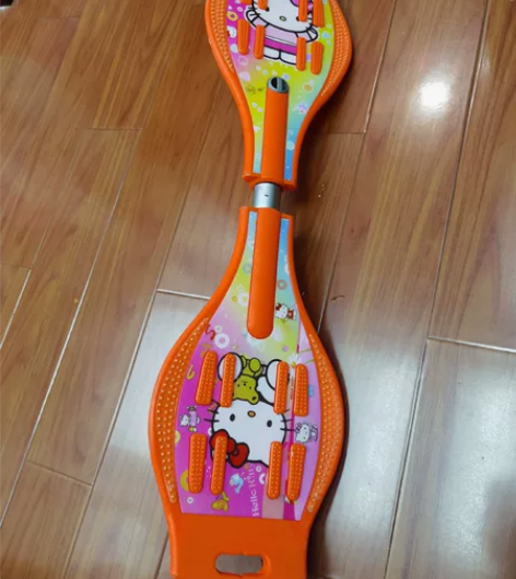 几乎全新的儿童游龙板扭扭滑板，家有龙凤牌子...