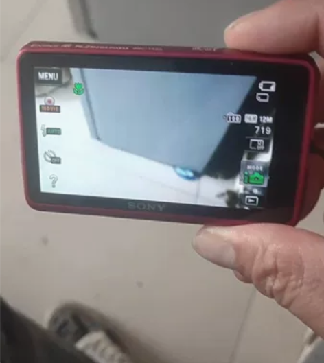 索尼DSC-TⅩ55正常使用，像素16.2...