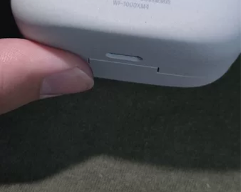 索尼WF-1000xm4耳机盒 95新...