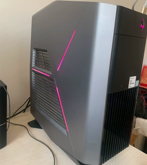 外星人R8台机，整套出售（主机，显示器：华...