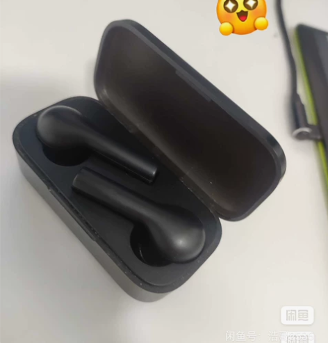 qcy t5 蓝牙耳机 右耳和充电仓好的 ...