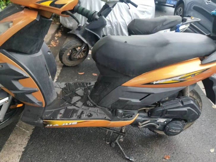 150踏板车，可以不过户使用，谢绝还价