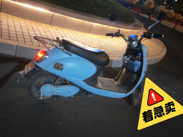 二手小刀电动车，60ⅴ20AH天能电池，还...