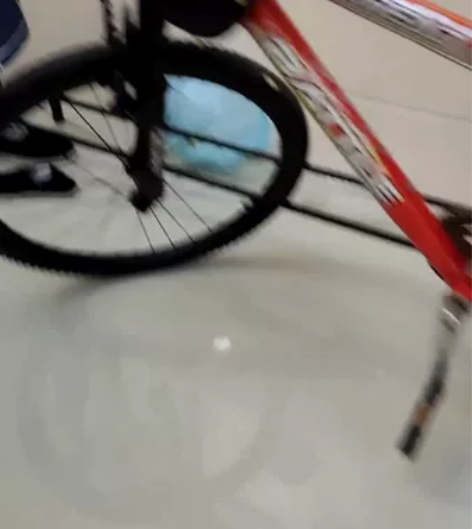 自行车 邦德富士达山地车 26型， 闸好使...