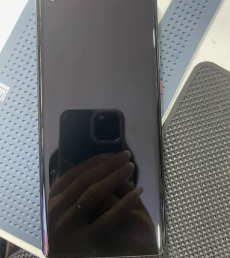 华为mate40、5G版8加128G 感兴...