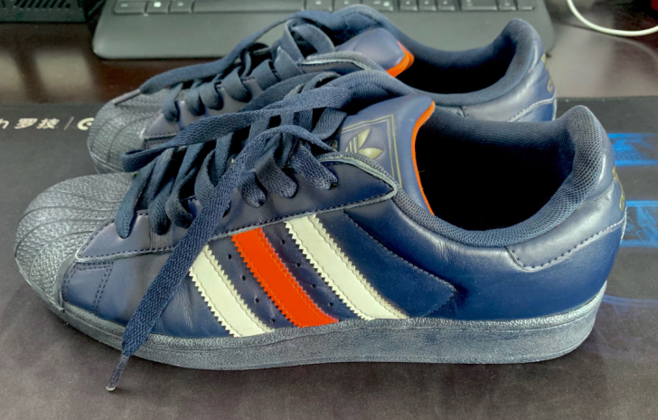 正版阿迪达斯 adidas 三叶草贝壳头...