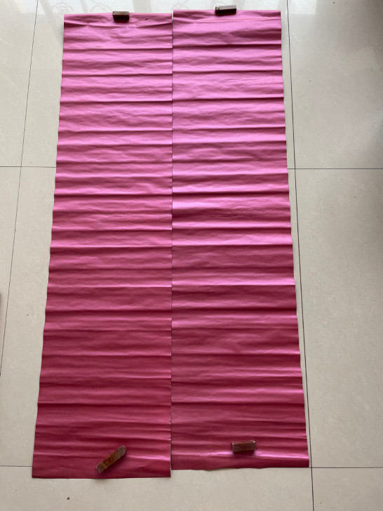 六七十年代粉色泥金老蜡笺纸四尺对开，单张尺...