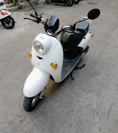 台铃电动车，开了一年多。现在不在这边上班了...