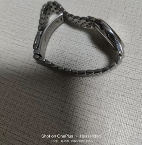 罗西尼5356手表，没电池了，自行更换家里...