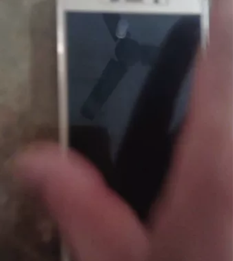 小米3手机一部,半年前买来老人用,学不会就...