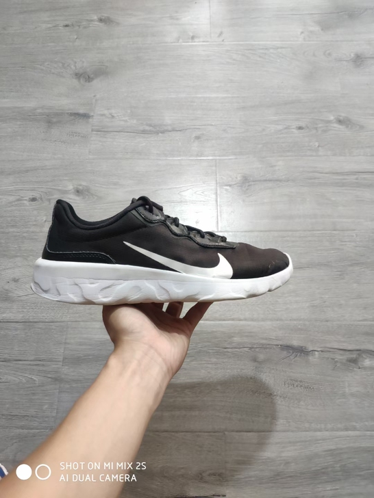 二手43码  正品耐克跑步鞋060828