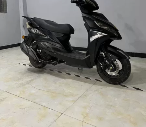 新到车辆 国产坤豪125cc踏板摩托车一台...