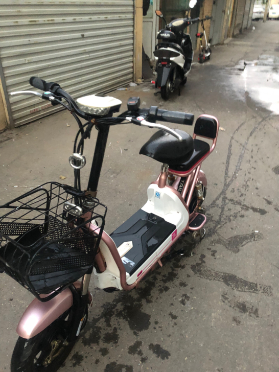 台铃电动车，电池可以提，大品牌质量好，有牌...