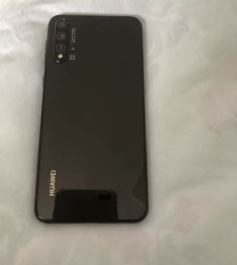 闲置华为nova5pro.8+128内存....