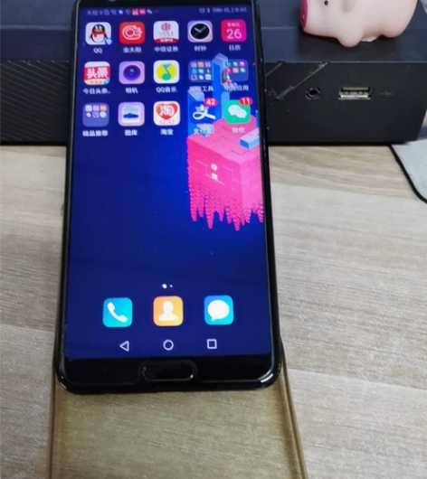 华为nova2s,之前换过后盖,现在外面钢...