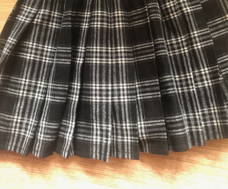 全新秋冬春款百褶裙呢子厚实的 里面带安全裤...