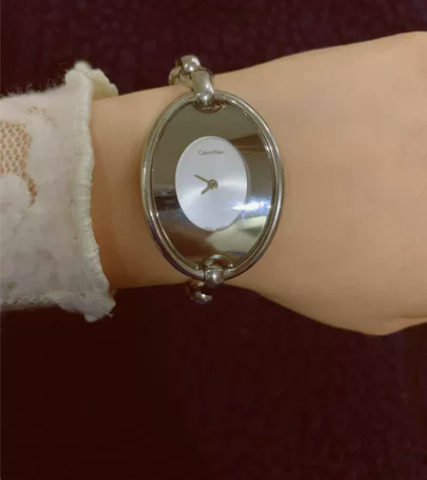 闲置品ck时装链条表,本人手太小戴着有点大...