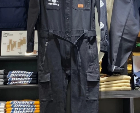 微瑕捡漏，品牌蒂克，连体裤有黑色和沙色迷彩...