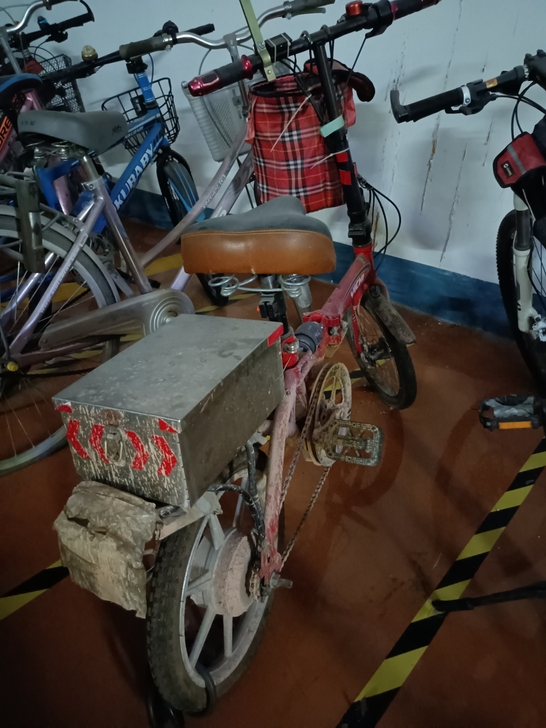 48v电动折叠单车，无电池，仅限龙光城自提...