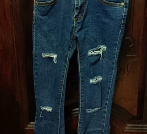小学初中都可以穿，26码的背带牛仔裤 感兴...