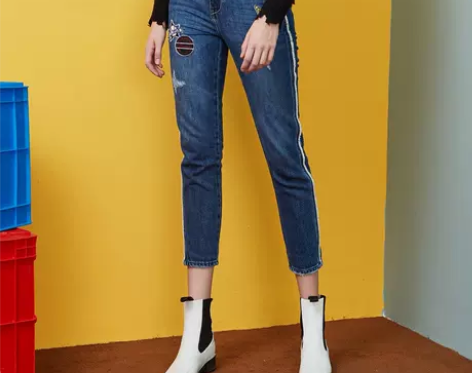 美特斯邦威春装舒适显瘦牛仔裤女复古条纹小脚...