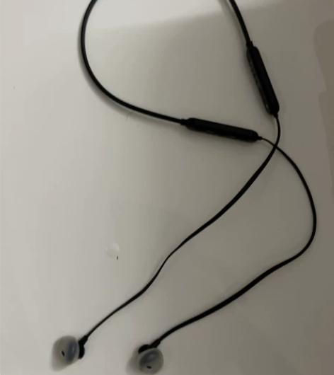 纽曼耳机95新，便宜出 感兴趣的话点“我想...