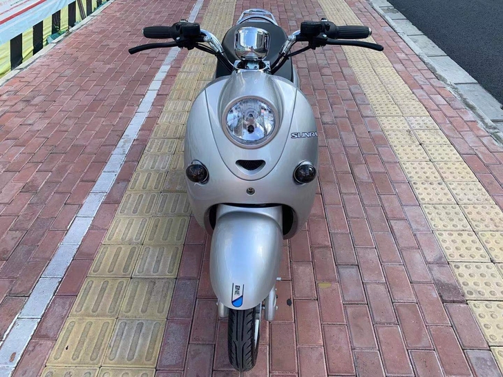 新日品牌二手电动车，龟车，南宁小绿牌，证件...