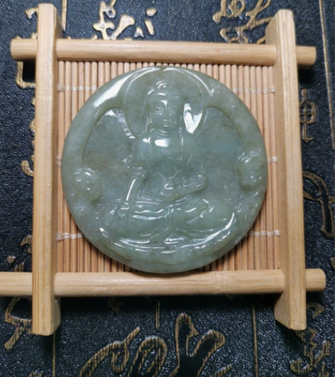 观音翡翠玉雕 天然翡翠A货,雕刻观音菩萨,...