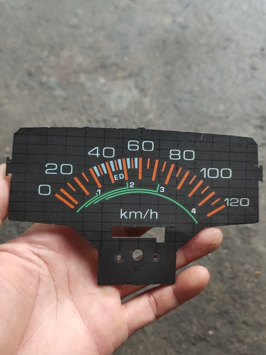 本田鹰仔原装咪表码数件,适合翻新用。成色漂...