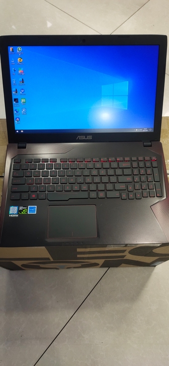 华硕玩家国度飞行堡垒 i5七代 GTX10...